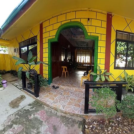 Rodel Yellow Hauz Itaytay Exteriér fotografie