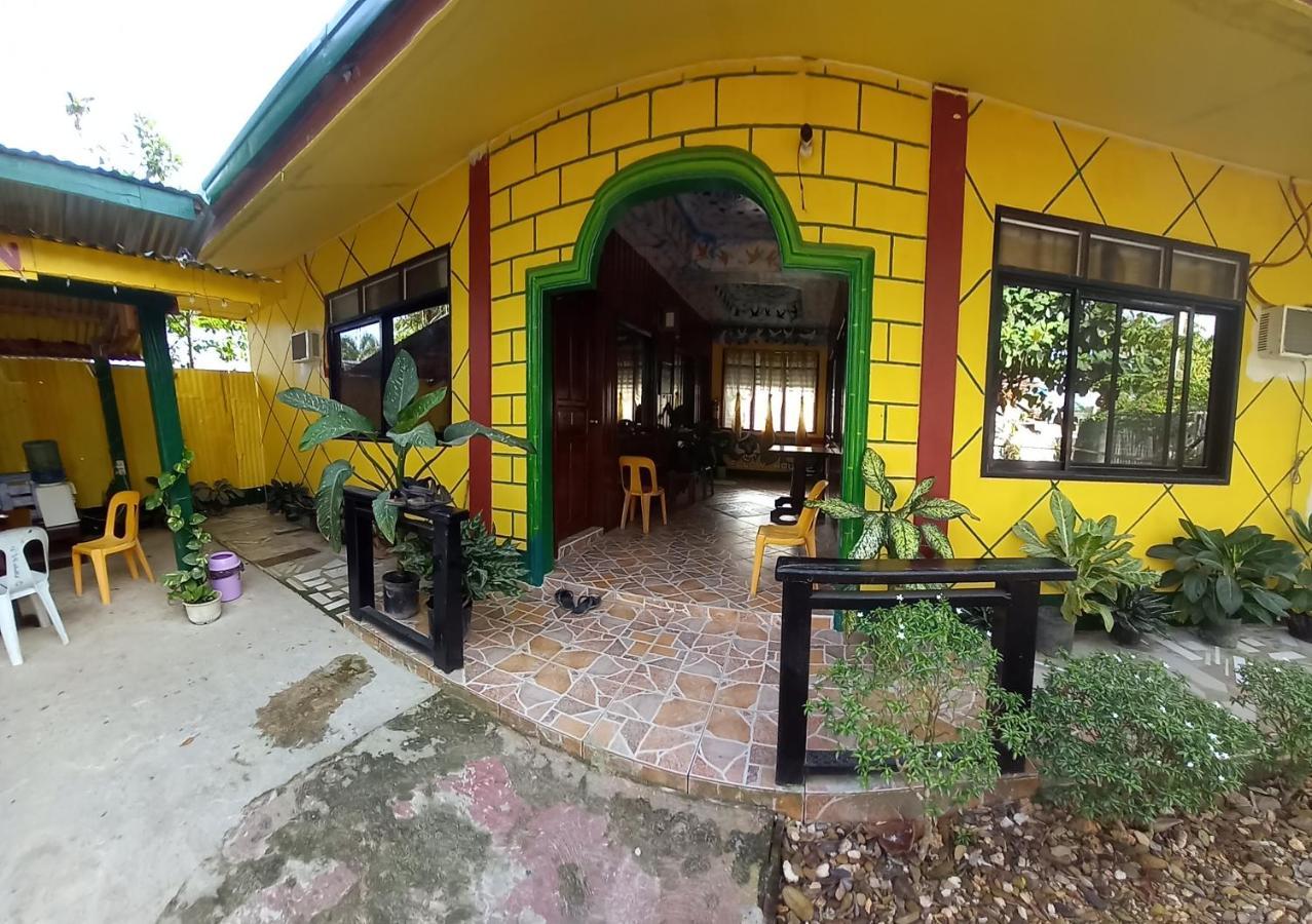 Rodel Yellow Hauz Itaytay Exteriér fotografie